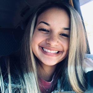 Meet your Posher, Cierra